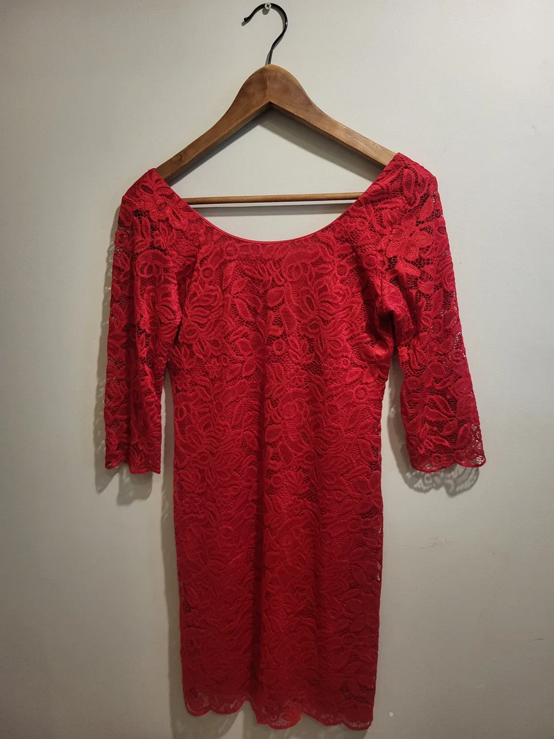 Red Lace Dress image indicator(2)