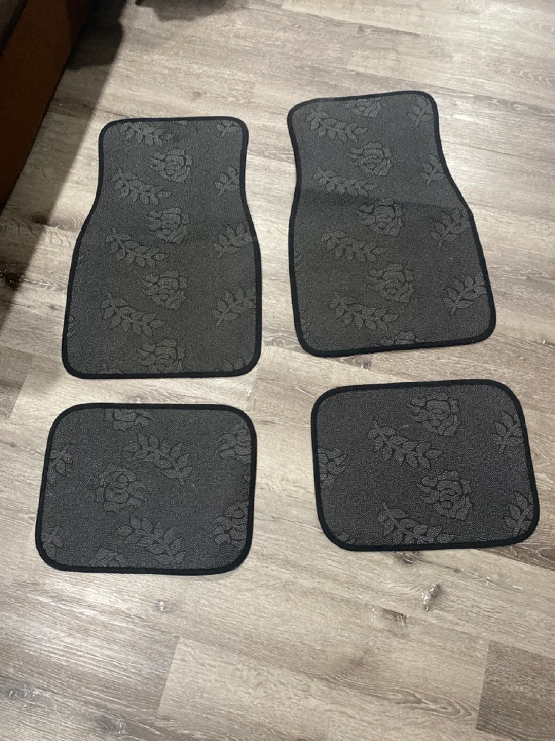 BRIDE Car Floor Mats - Set of 4 image indicator(4)
