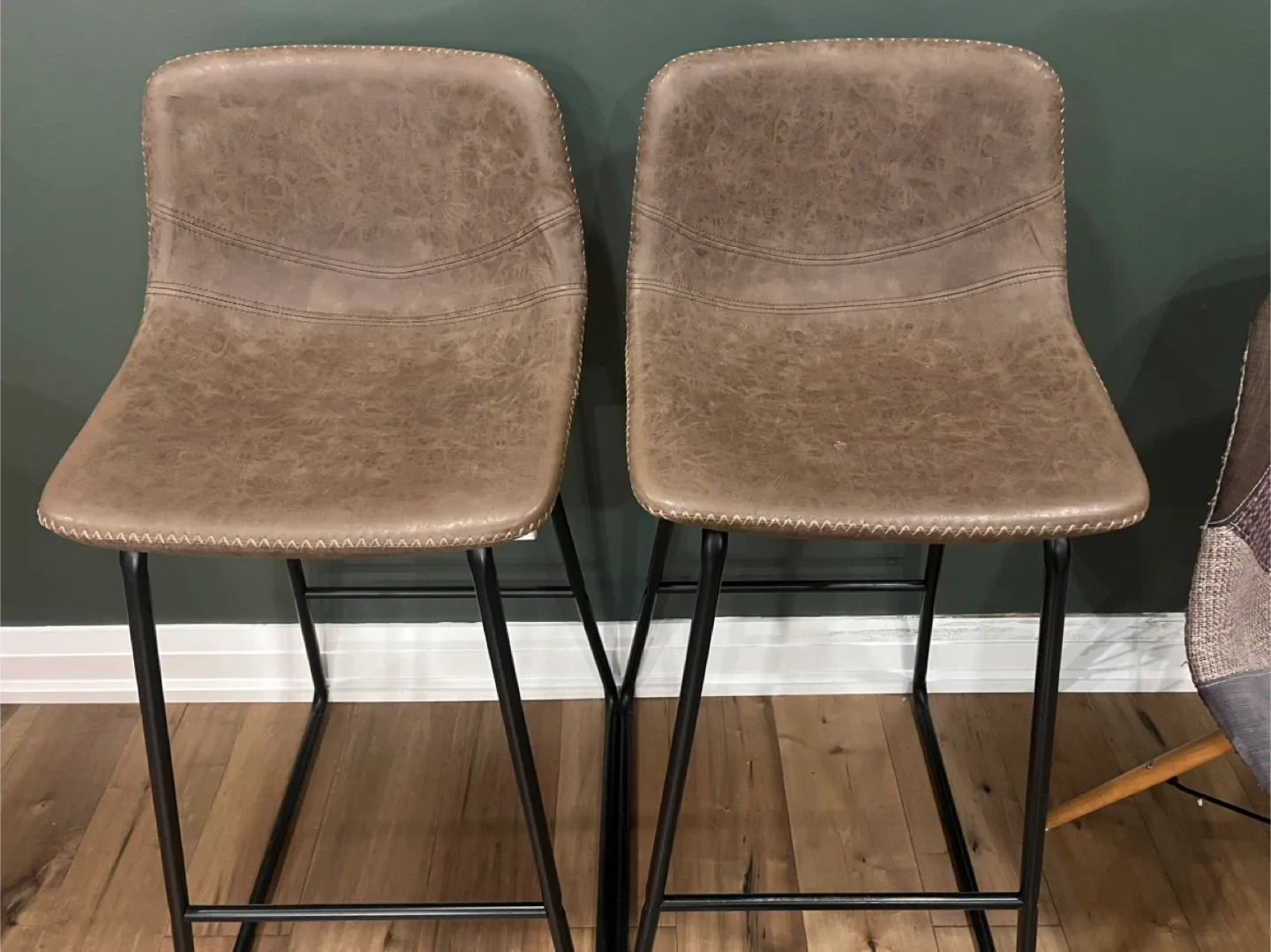 Brown Faux Leather Bar Stools 🥕