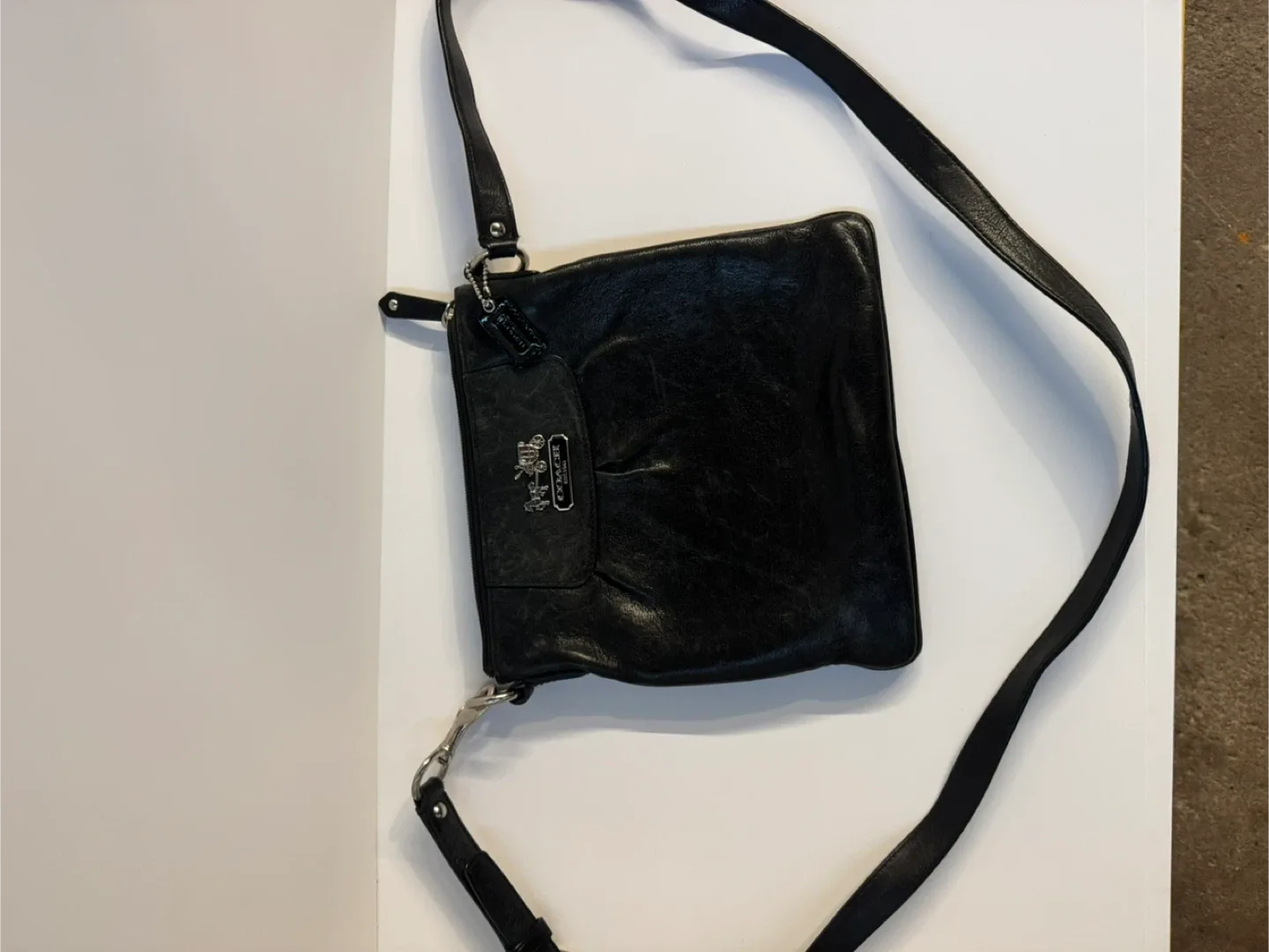 Coach Black Leather Crossbody Bag image indicator(6)