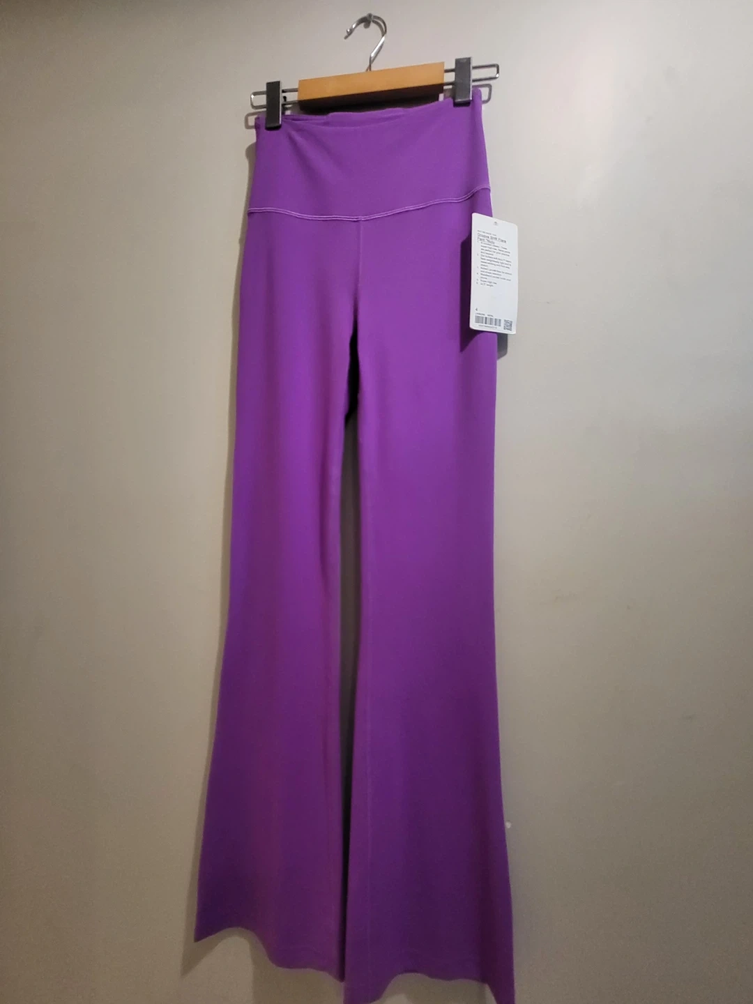 Lululemon Groove SHR Flare Pant *Nulu Size 4