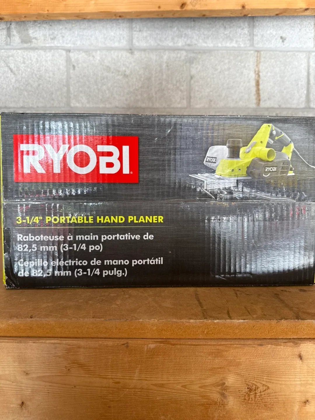 Ryobi 3-1/4" Portable Hand Planer - Like New! image indicator(3)