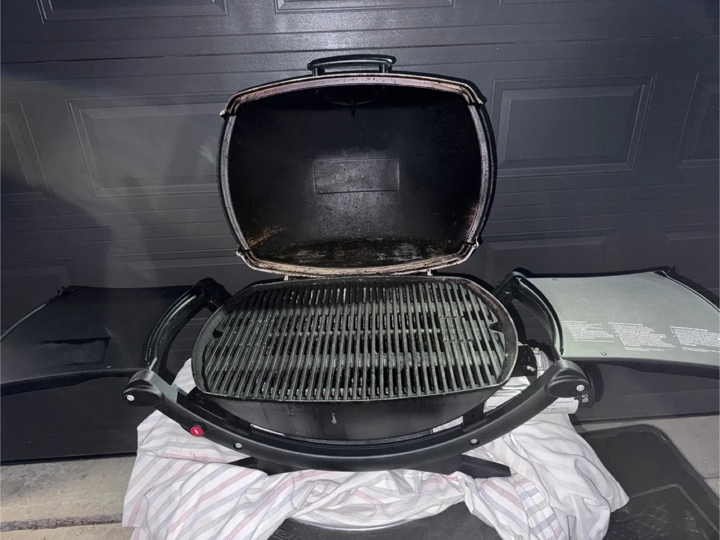 Weber Q Series Portable Gas Grill image indicator(3)