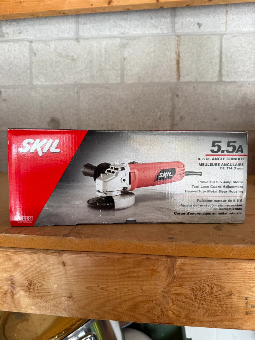 Skil 5.5A 4-1/2in Angle Grinder - New in Box! - photo 3