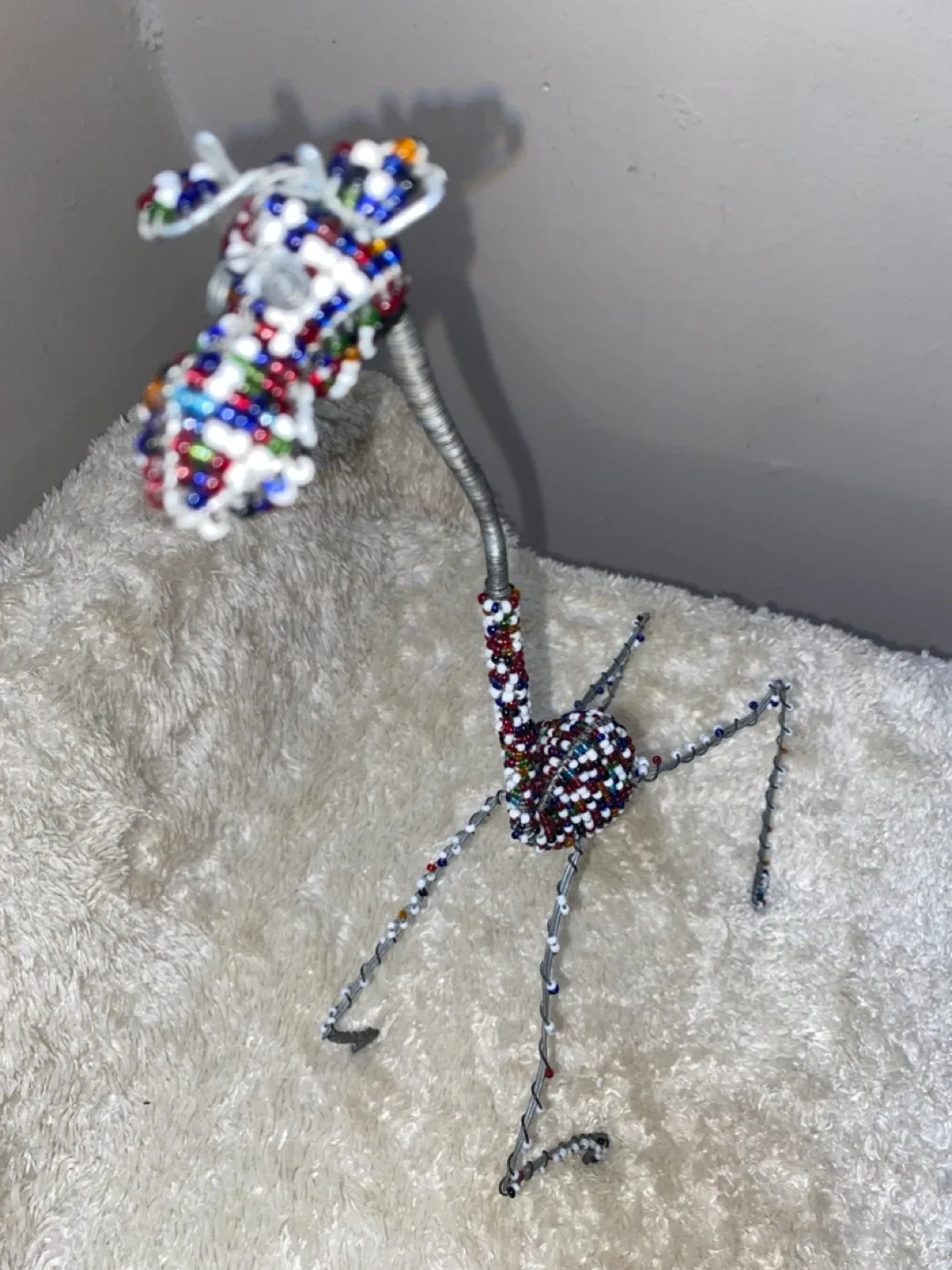 Beaded Wire Giraffe Figurine image indicator(3)