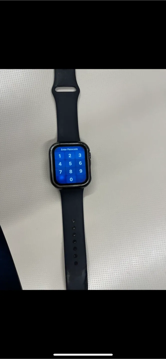Apple Watch with Black Band 🥕 thumbnail