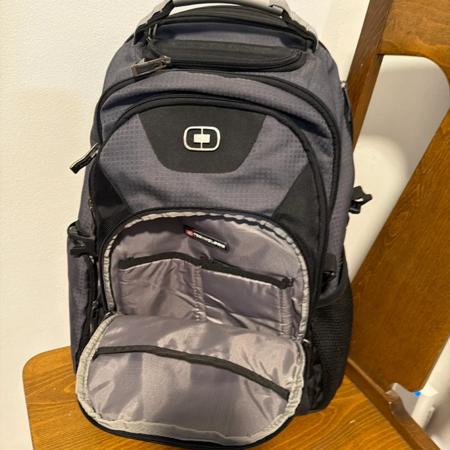 OGIO Laptop Backpack - Checkpoint Friendly image indicator(8)