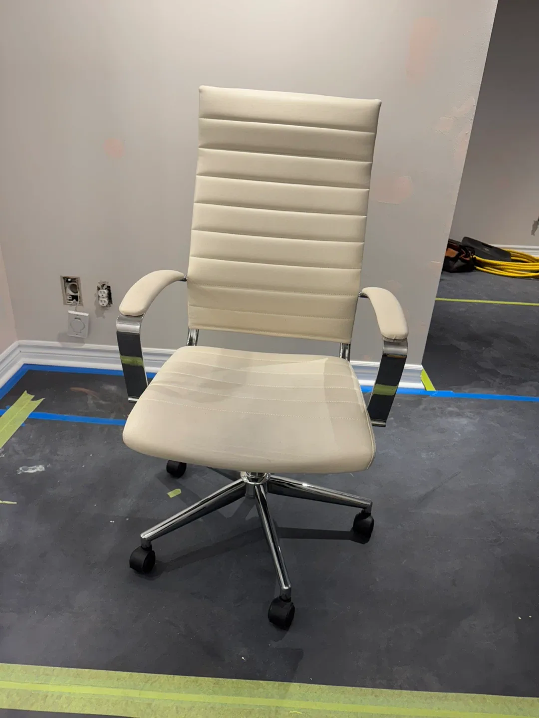 Glass work table with Cream Leather Office Chair image indicator(5)