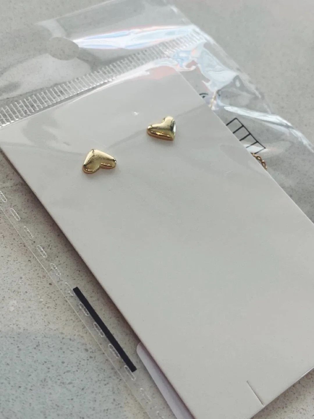 Heart decor earrings image indicator(6)