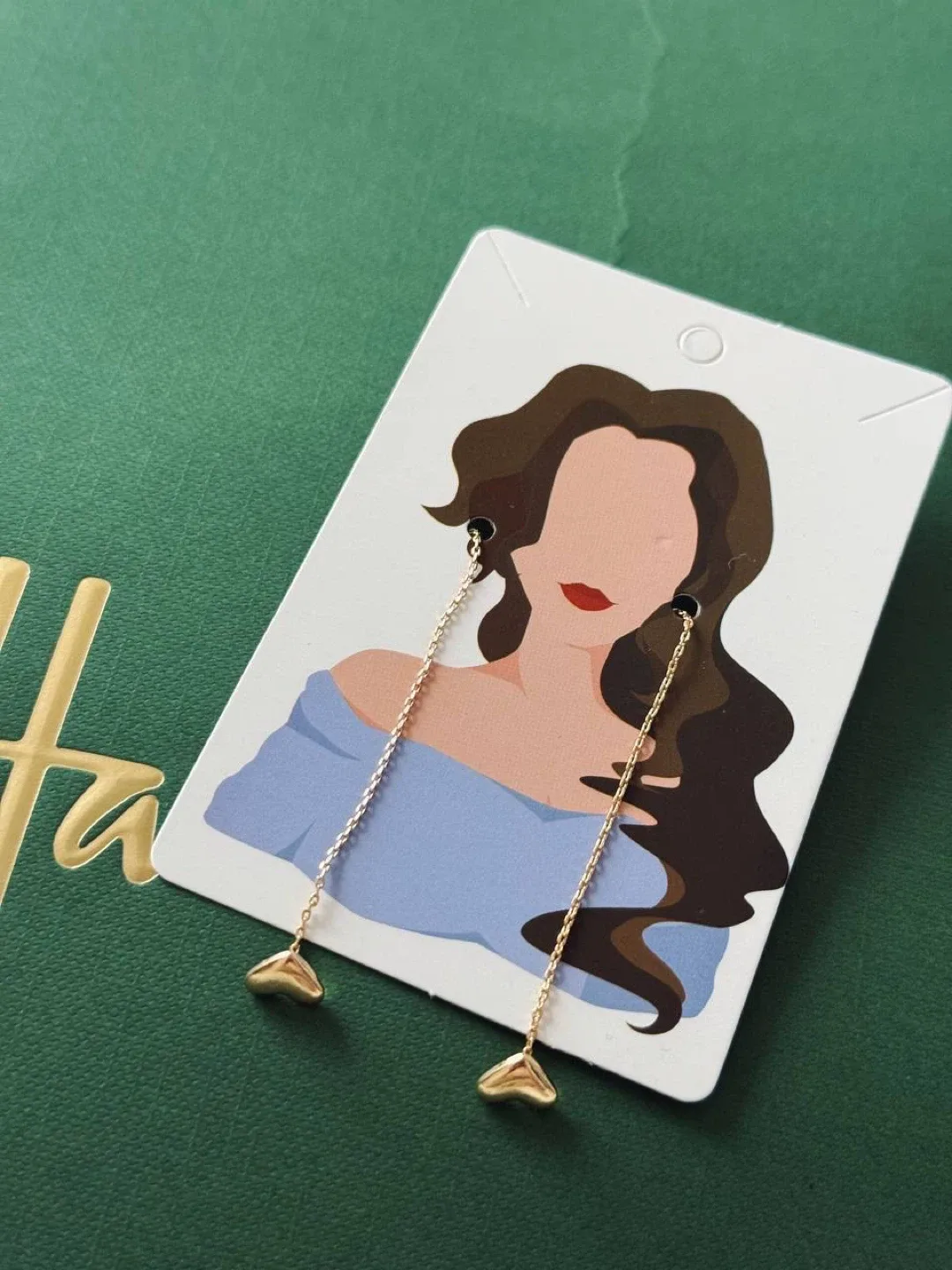 Heart decor earrings image indicator(2)