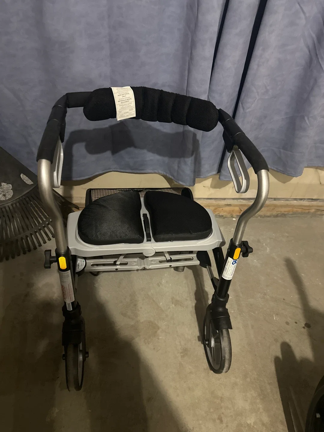 Evolution Walker with Seat
