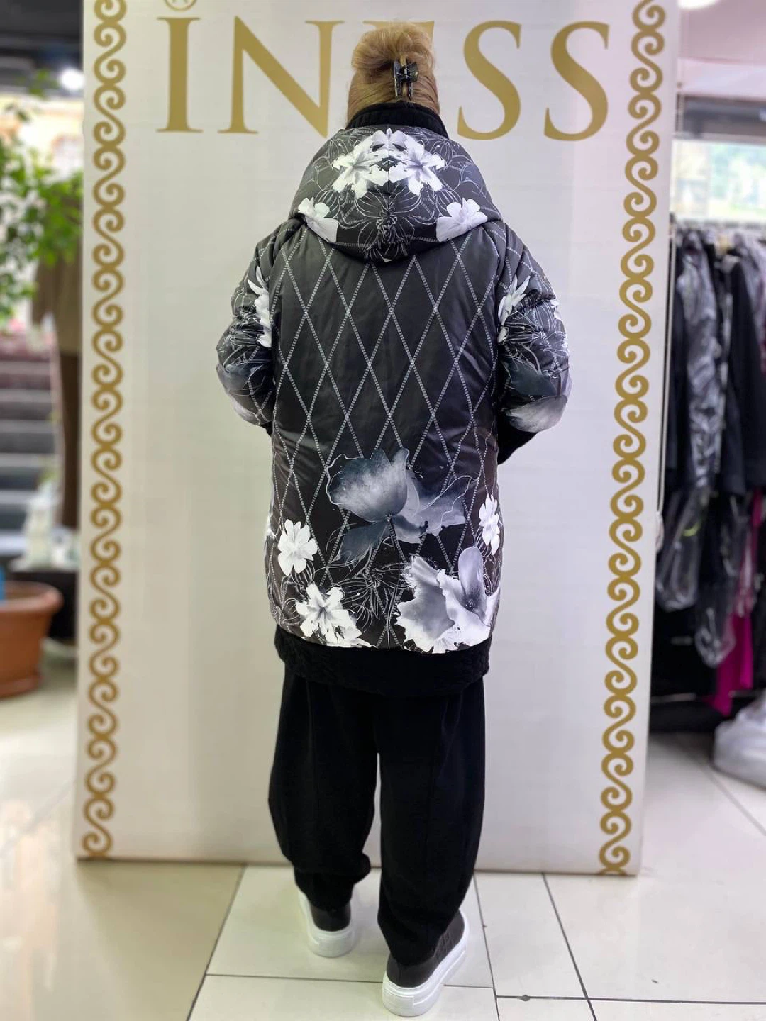 INISS Hooded Floral Puffer Coat - photo 2