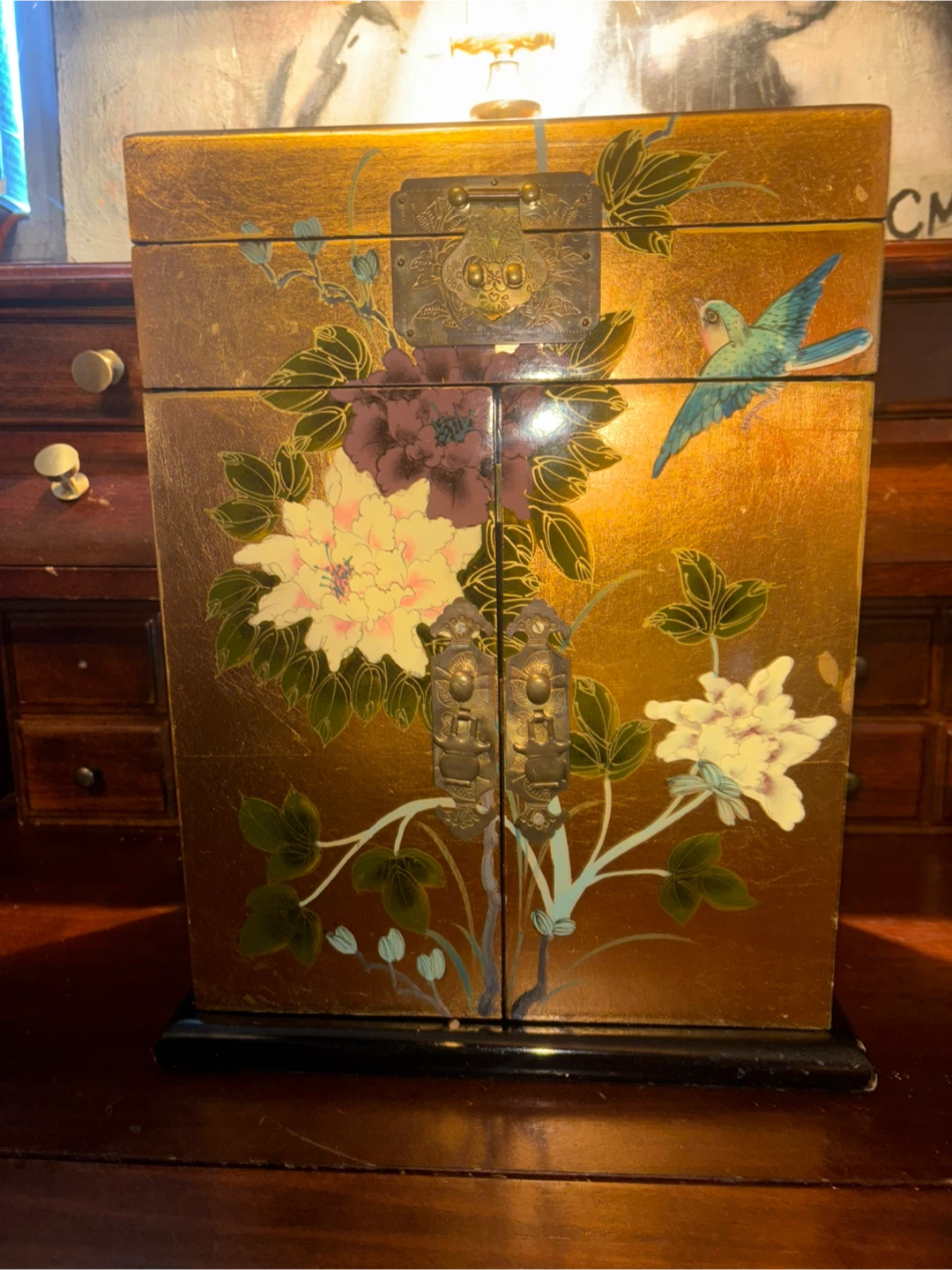 Vintage black lacquer Floral Jewelry Box