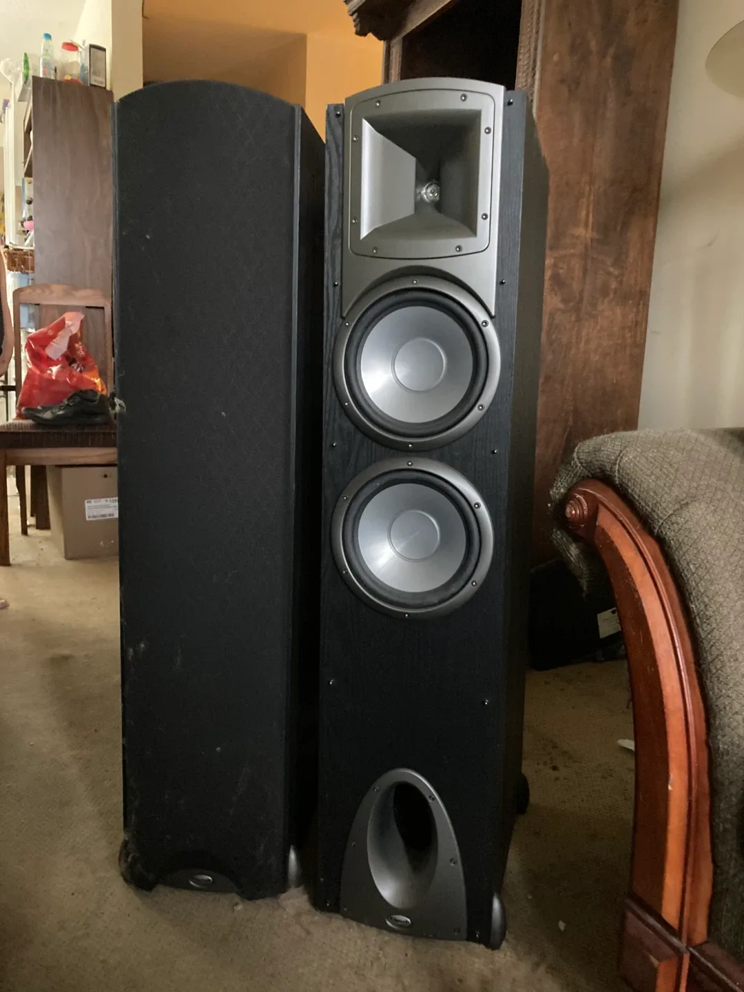 Surround sound speakers image indicator(4)