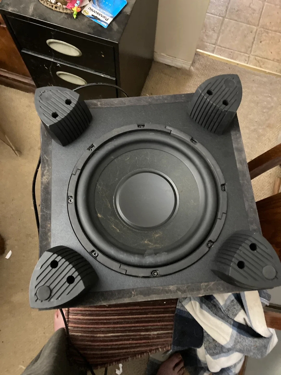 Surround sound speakers image indicator(6)