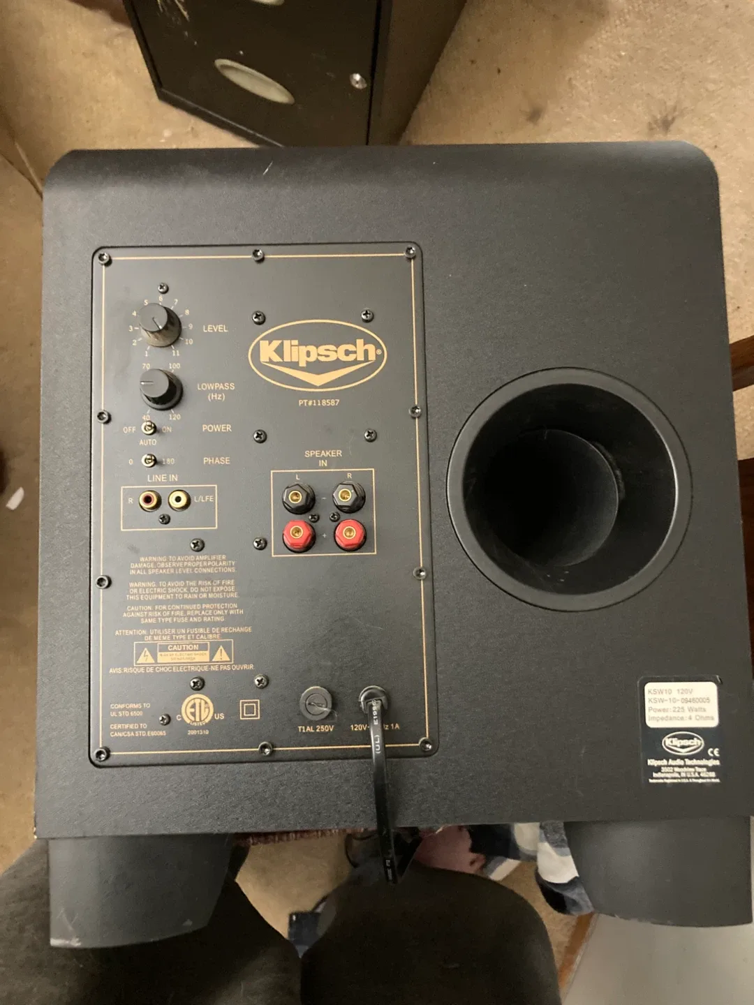 Surround sound speakers image indicator(7)