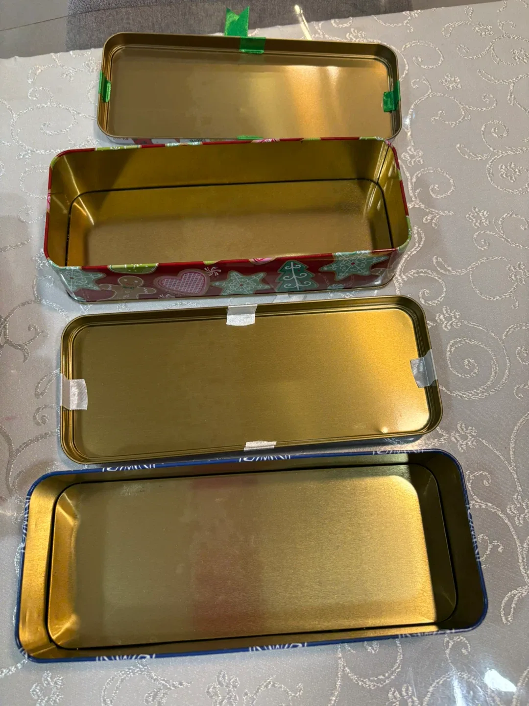 Holiday Decorative Tins image indicator(6)