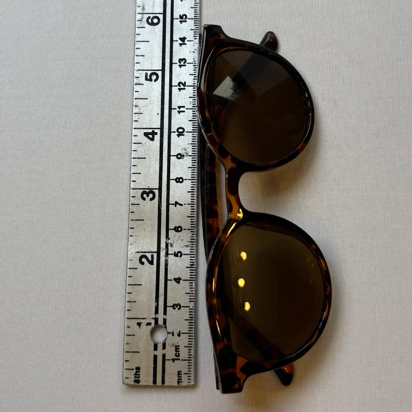 Meet Glasses Tortoiseshell Sunglasses Dark Lens Wayfarer 10 image indicator(6)