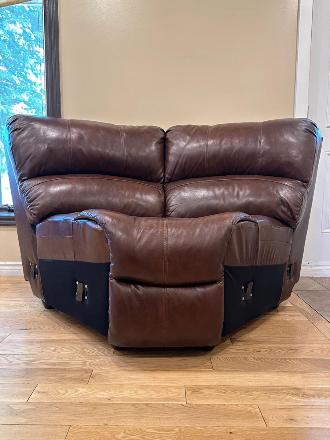 Genuine Leather Corner Wedge Seat (CAN DELIVER) - photo 4