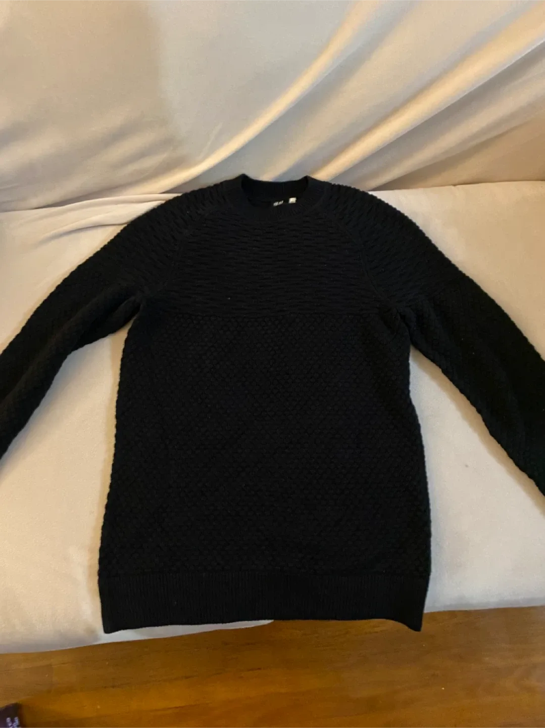 H&M Black Knit Sweater image indicator(3)