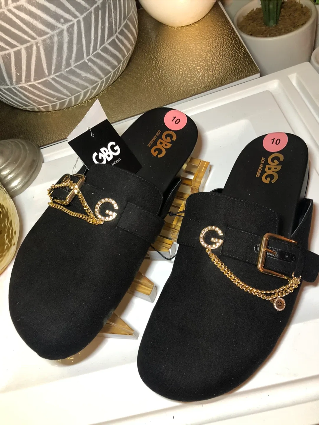 GBG Los Angeles Black Mules - Size 10 image indicator(2)