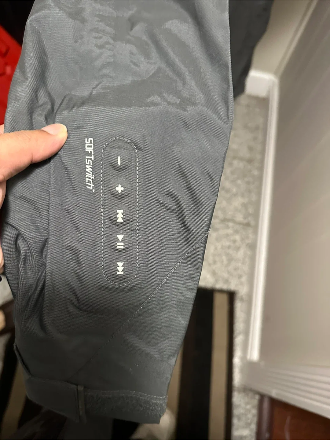 Burton Jacket, Size L image indicator(3)