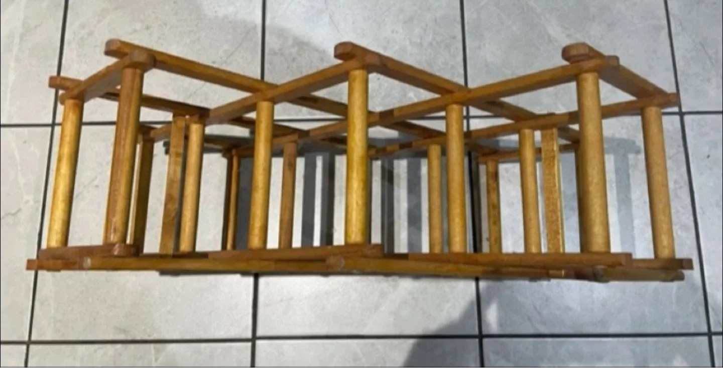 Wooden Wine Rack - Holds 10 Bottles 🥕 image indicator(3)