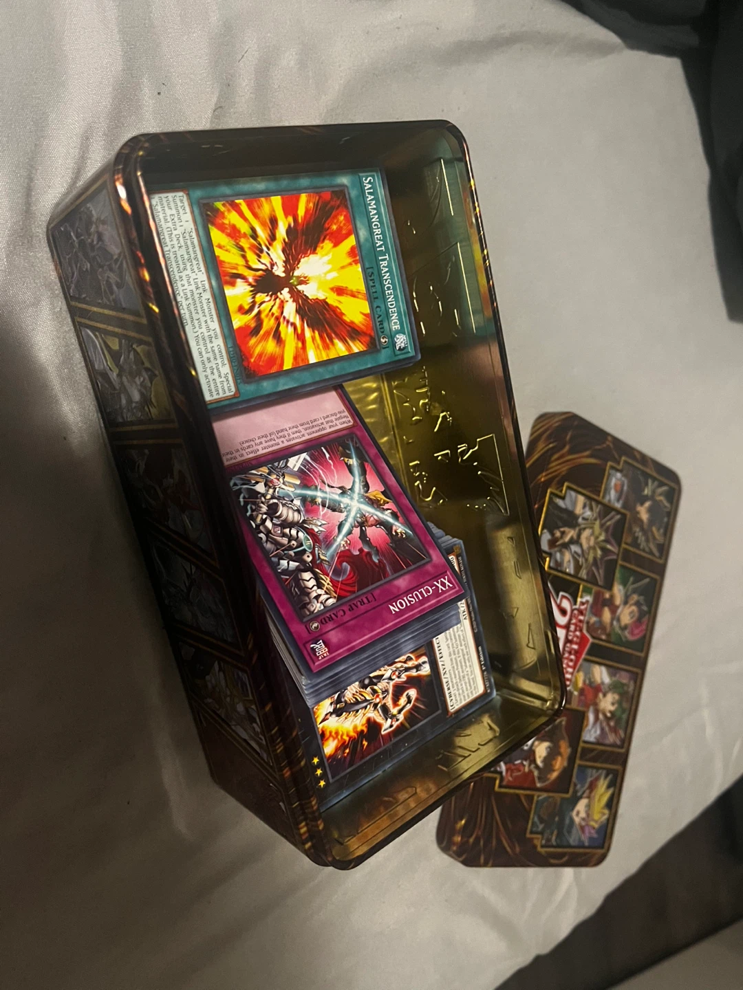 Lot of 262 Yu-Gi-Oh! Cards + 25th Anniversary Collector’s Tin