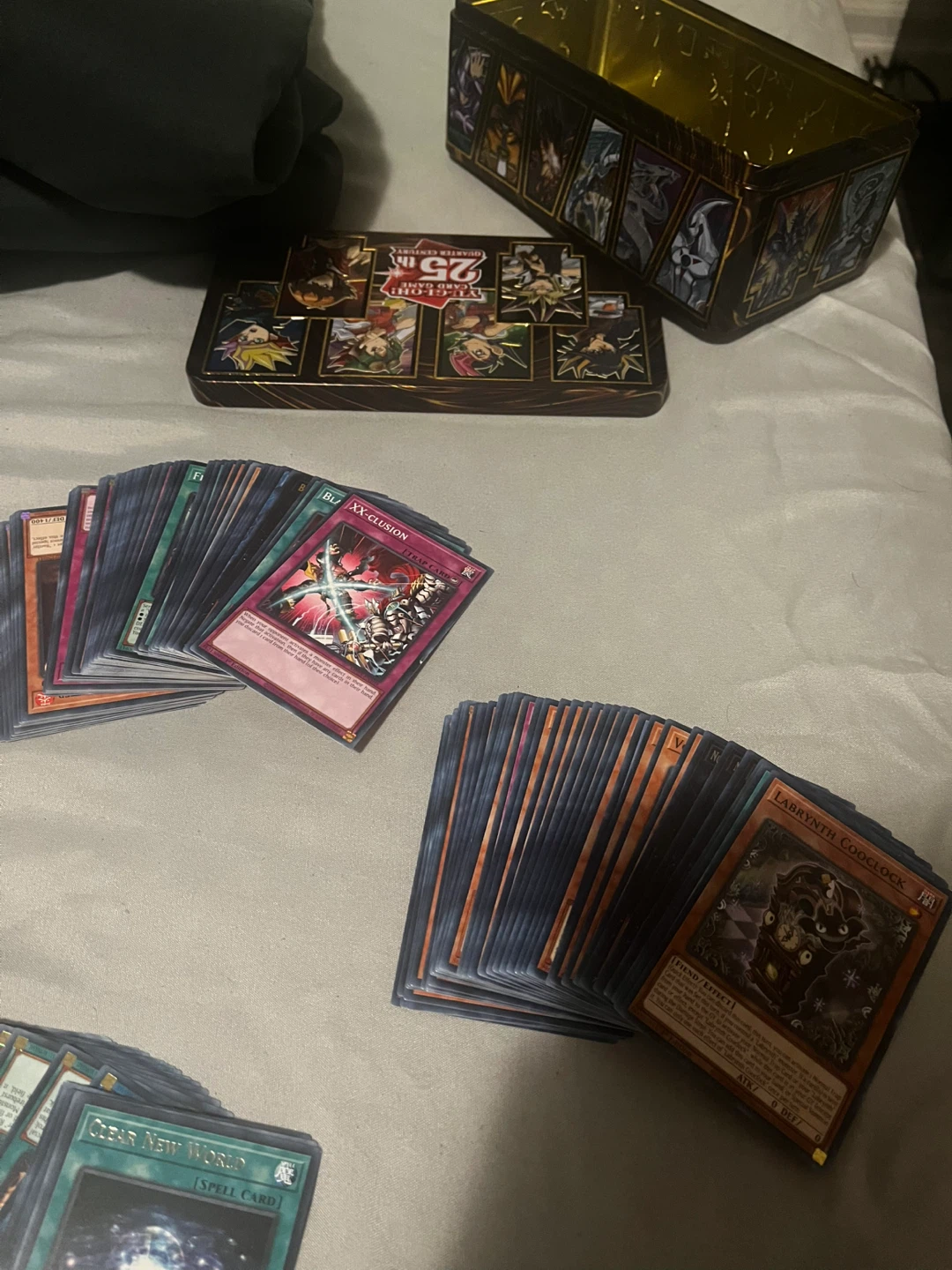 Lot of 262 Yu-Gi-Oh! Cards + 25th Anniversary Collector’s Tin - photo 5