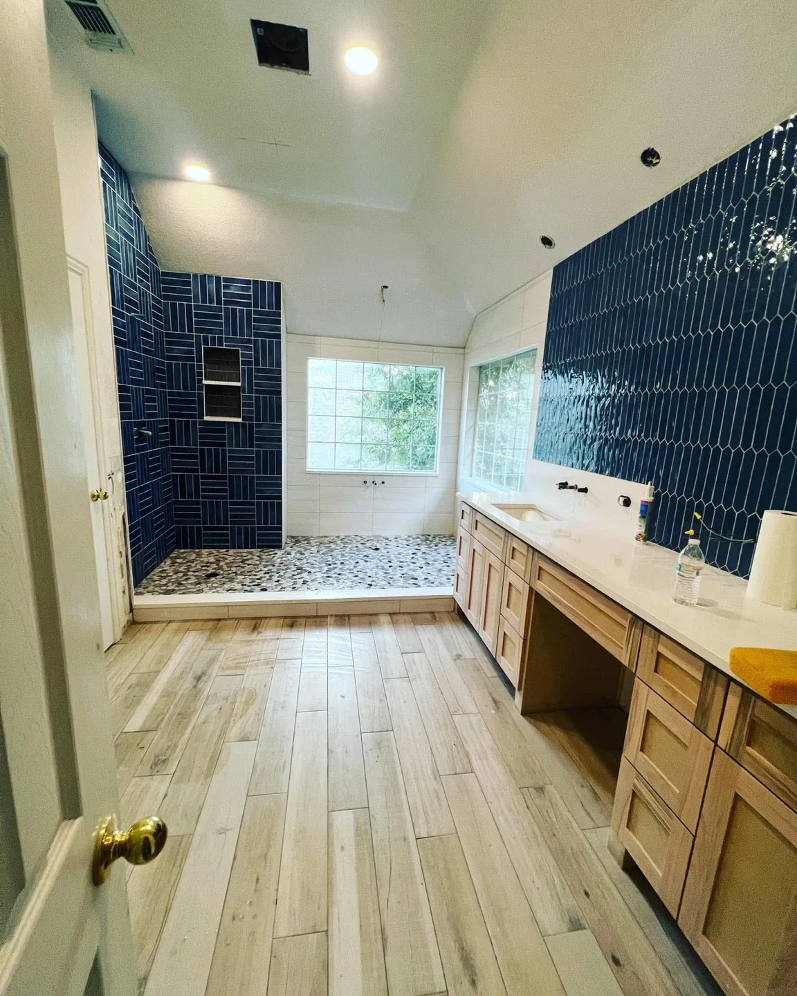 Tiles installation & renovation image indicator(4)