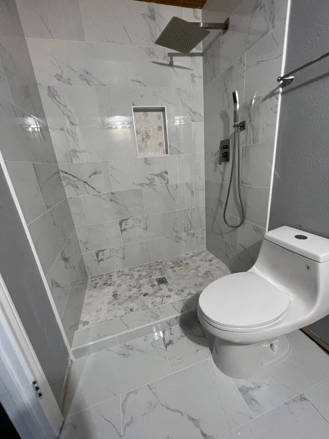 Tiles installation & renovation image indicator(6)