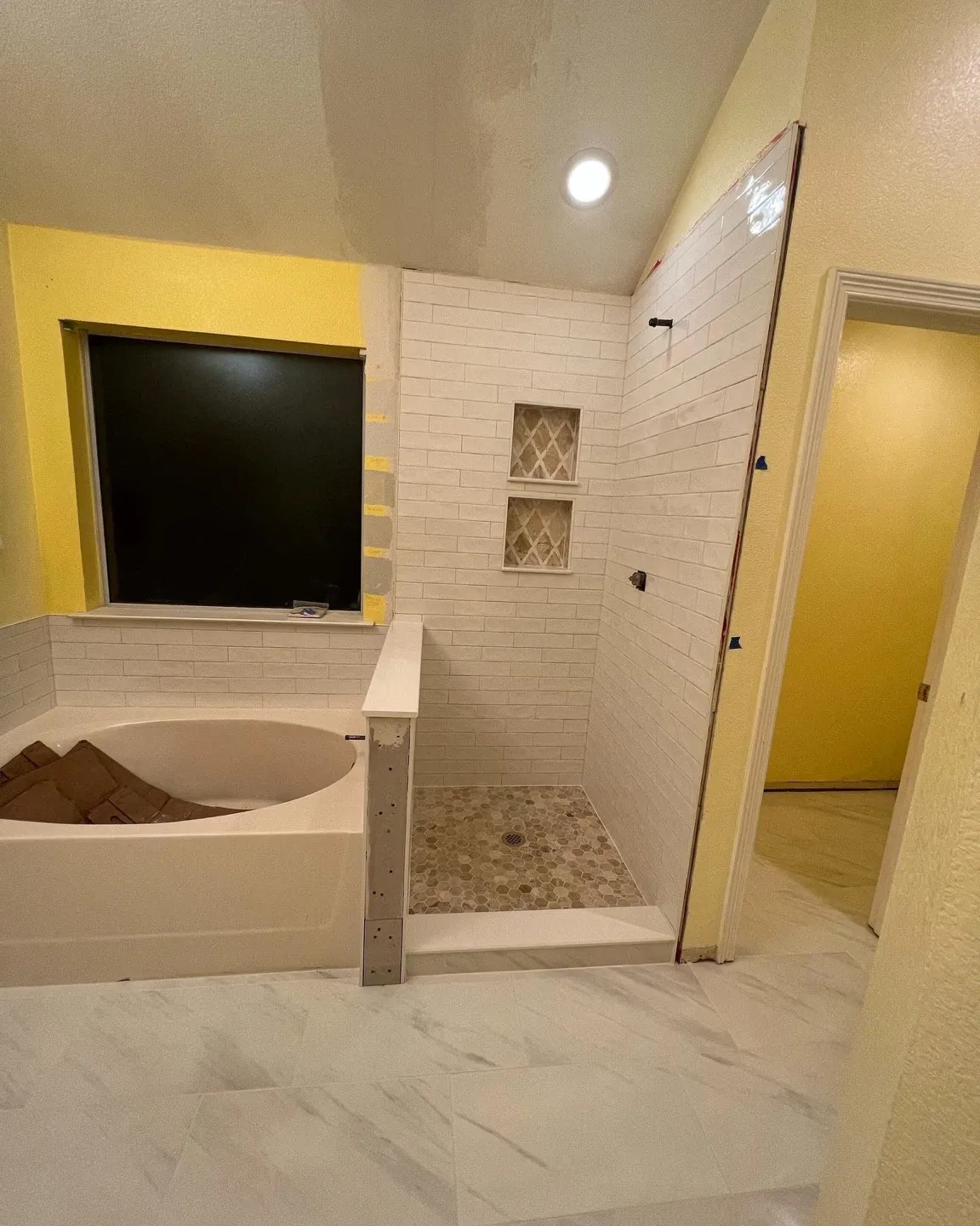 Tiles installation & renovation image indicator(4)