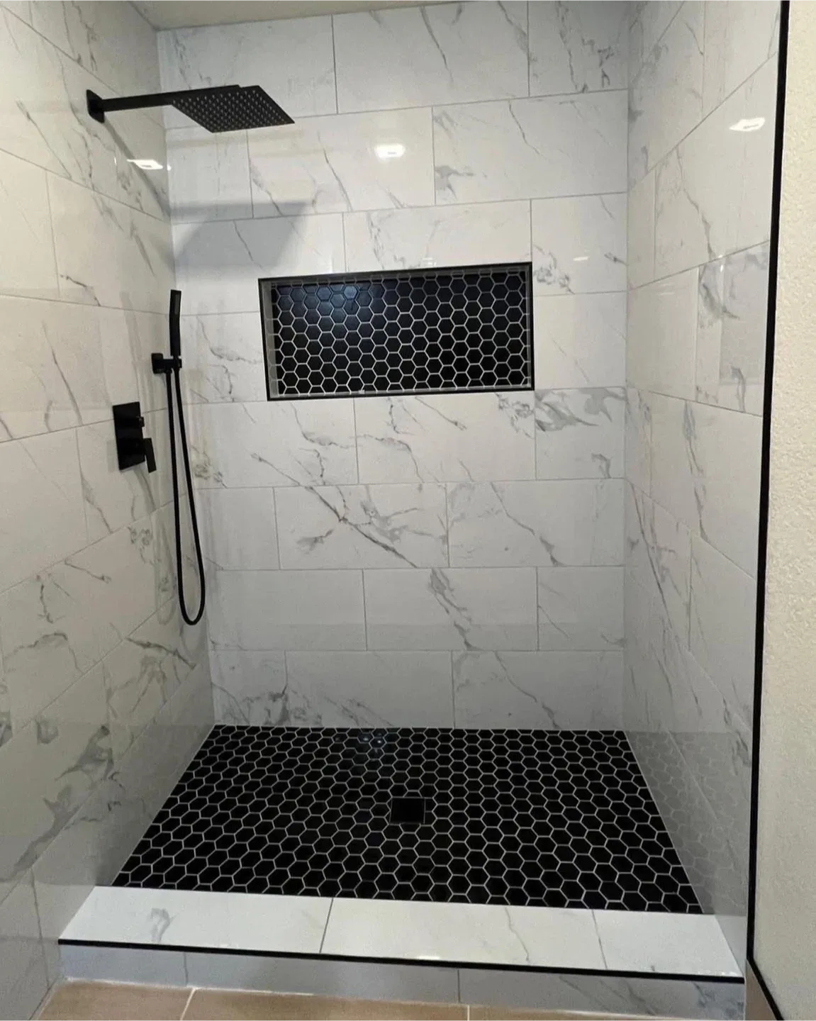 Tiles installation & renovation image indicator(3)