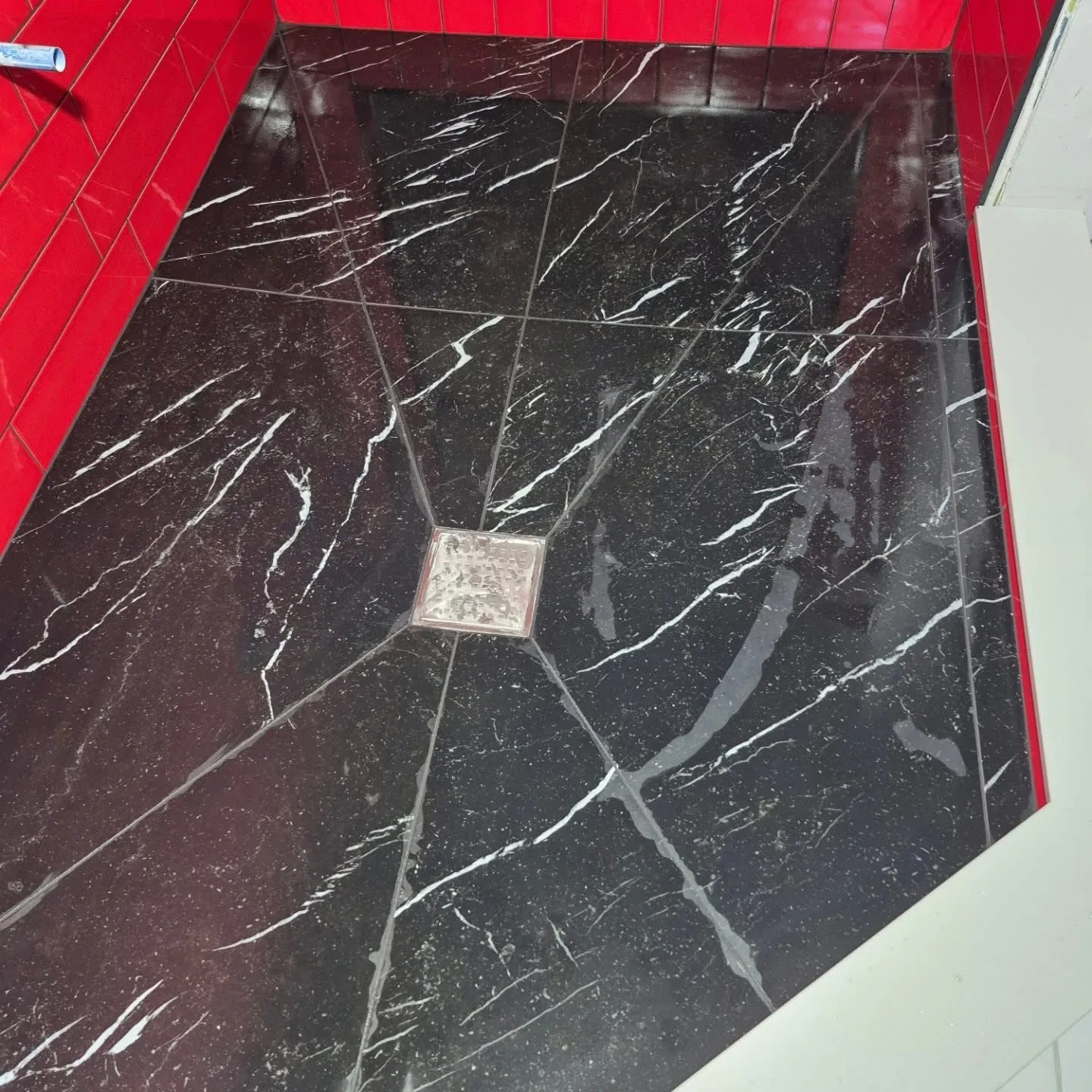 Tiles installation & renovation image indicator(7)