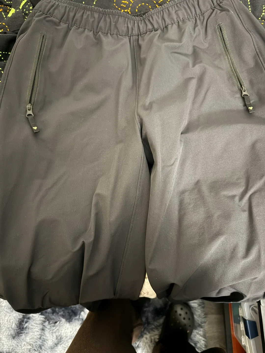 Aritzia Golden Degree Pants XS and Small image indicator(6)