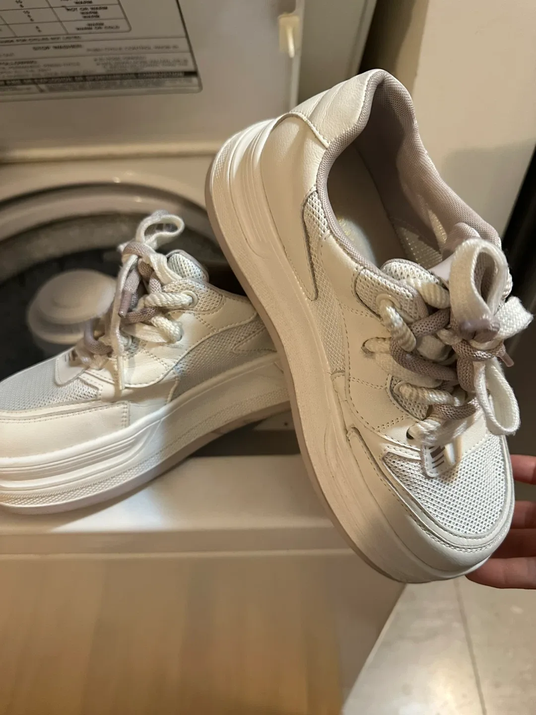 LA Hearts Women's Sneakers - Size 4 thumbnail