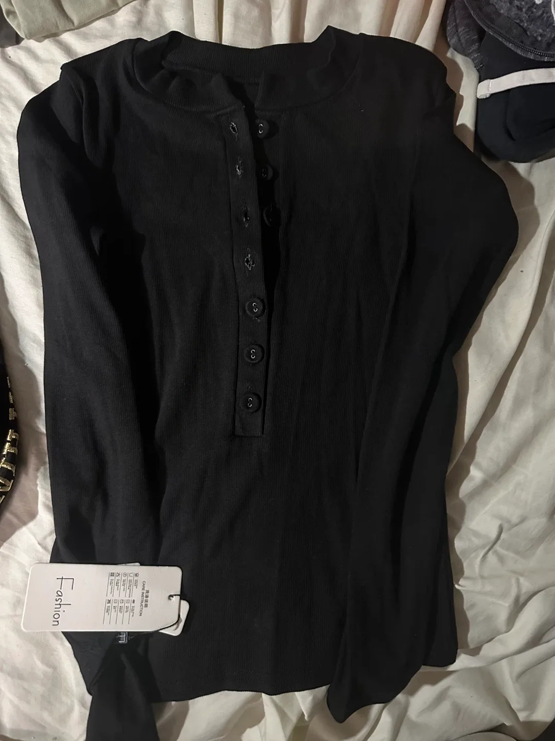 Fashion Black Long Sleeve Top thumbnail