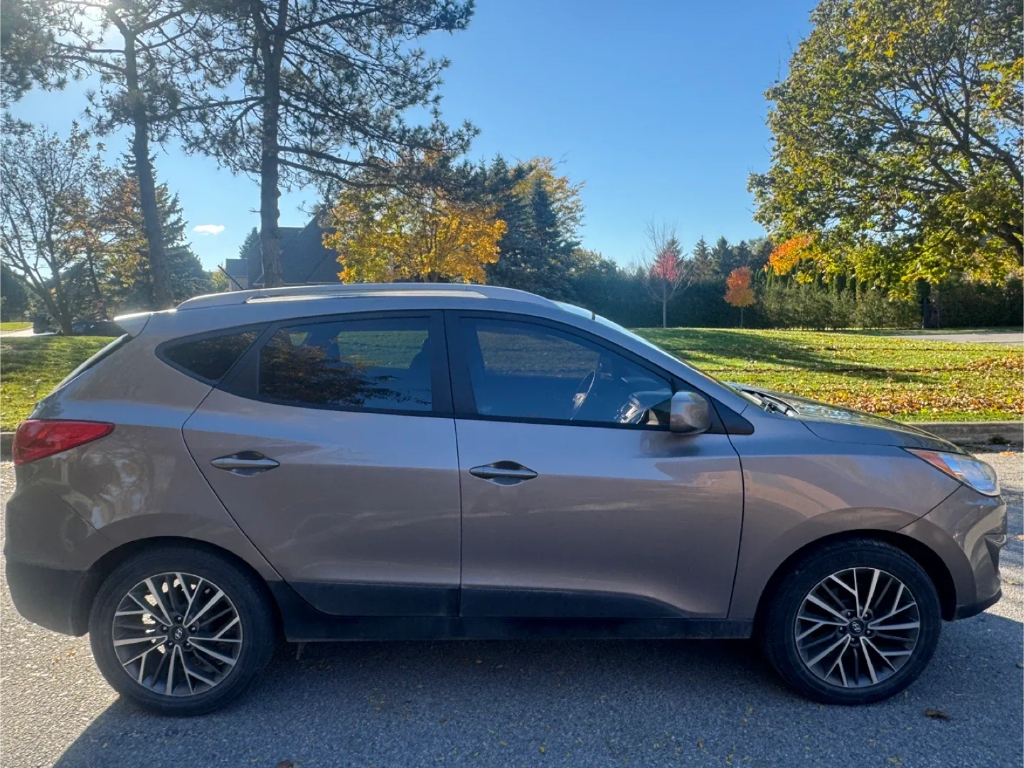 2012 Hyundai Tucson OBO AS IS image indicator(4)