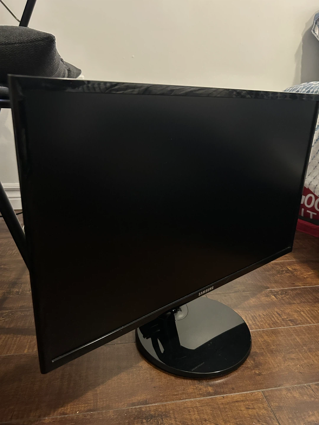 Monitor Samsung 24” full HD