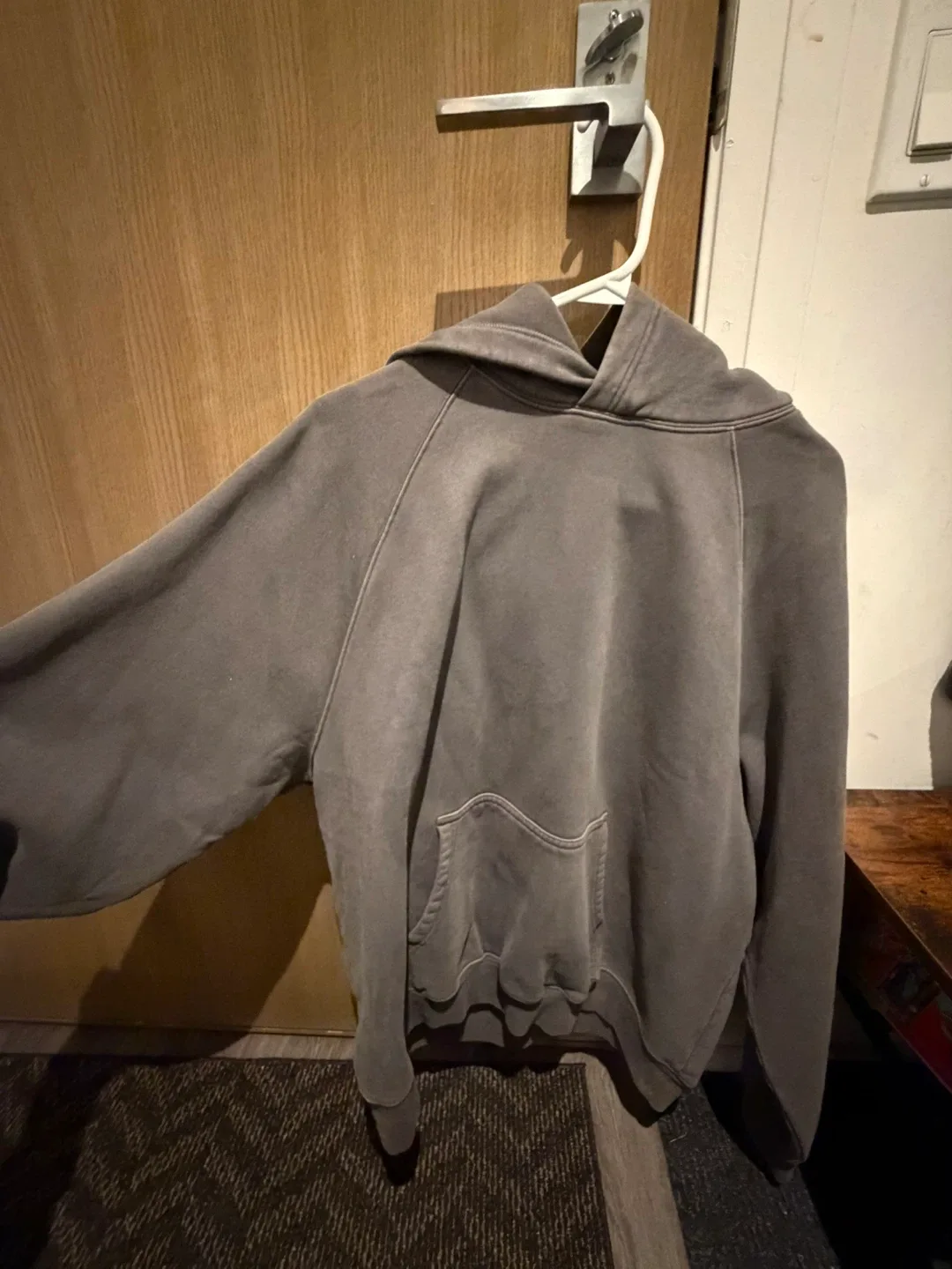 Aritzia Mega Fleece Sweatfleece Cozy Fleece Hoodie - M image indicator(2)