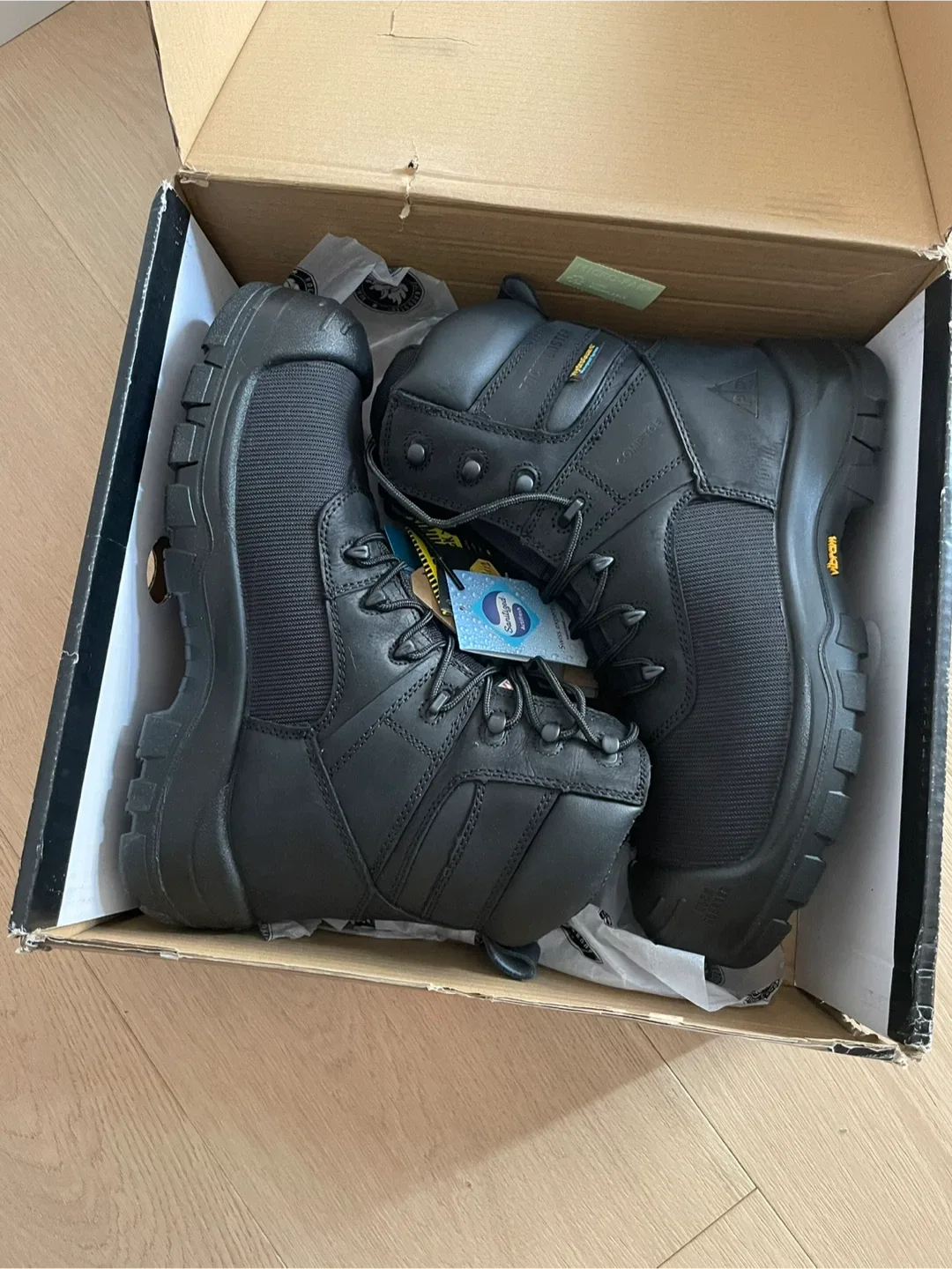 ROCKROOSTER Beaufort CSA Men's Work Boots, 8" Waterproof, Black image indicator(4)