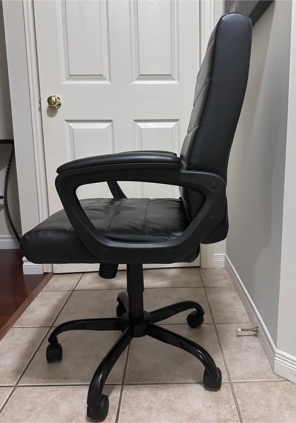 Black Office Chair - photo 3