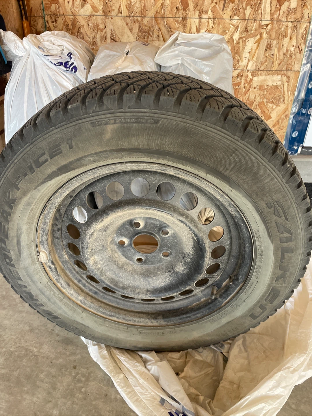 Winter Tires  225/65R17 on Rim - photo 3