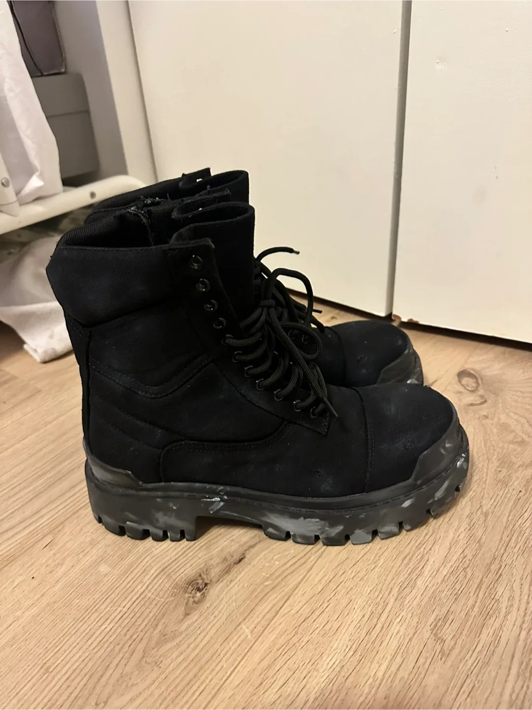 strike boots image indicator(4)