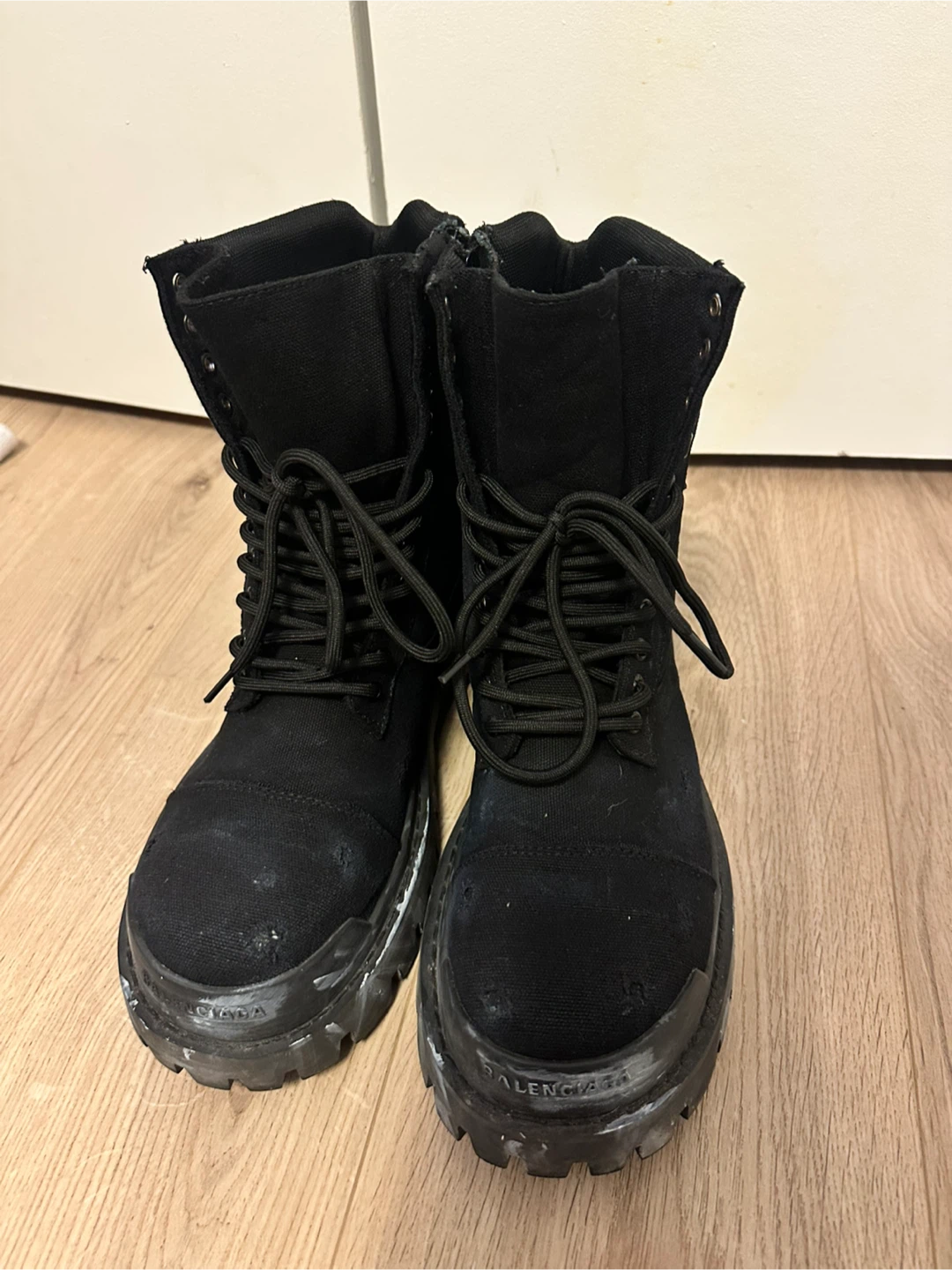 strike boots