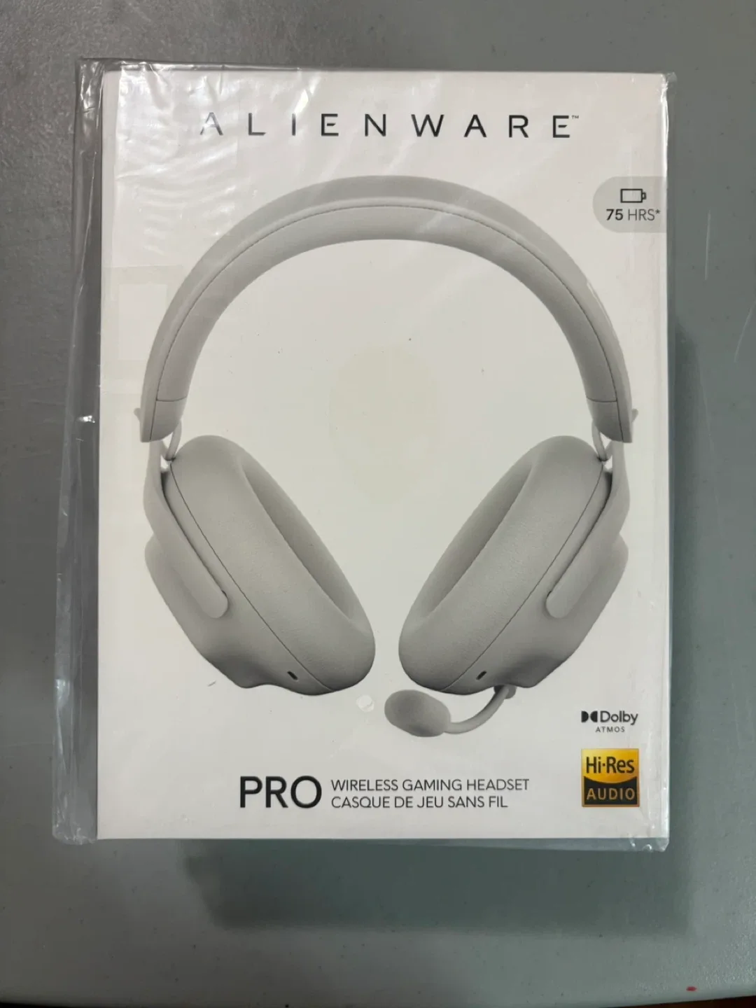 New Alienware Pro Gaming Bundle - Lunar Light image indicator(2)