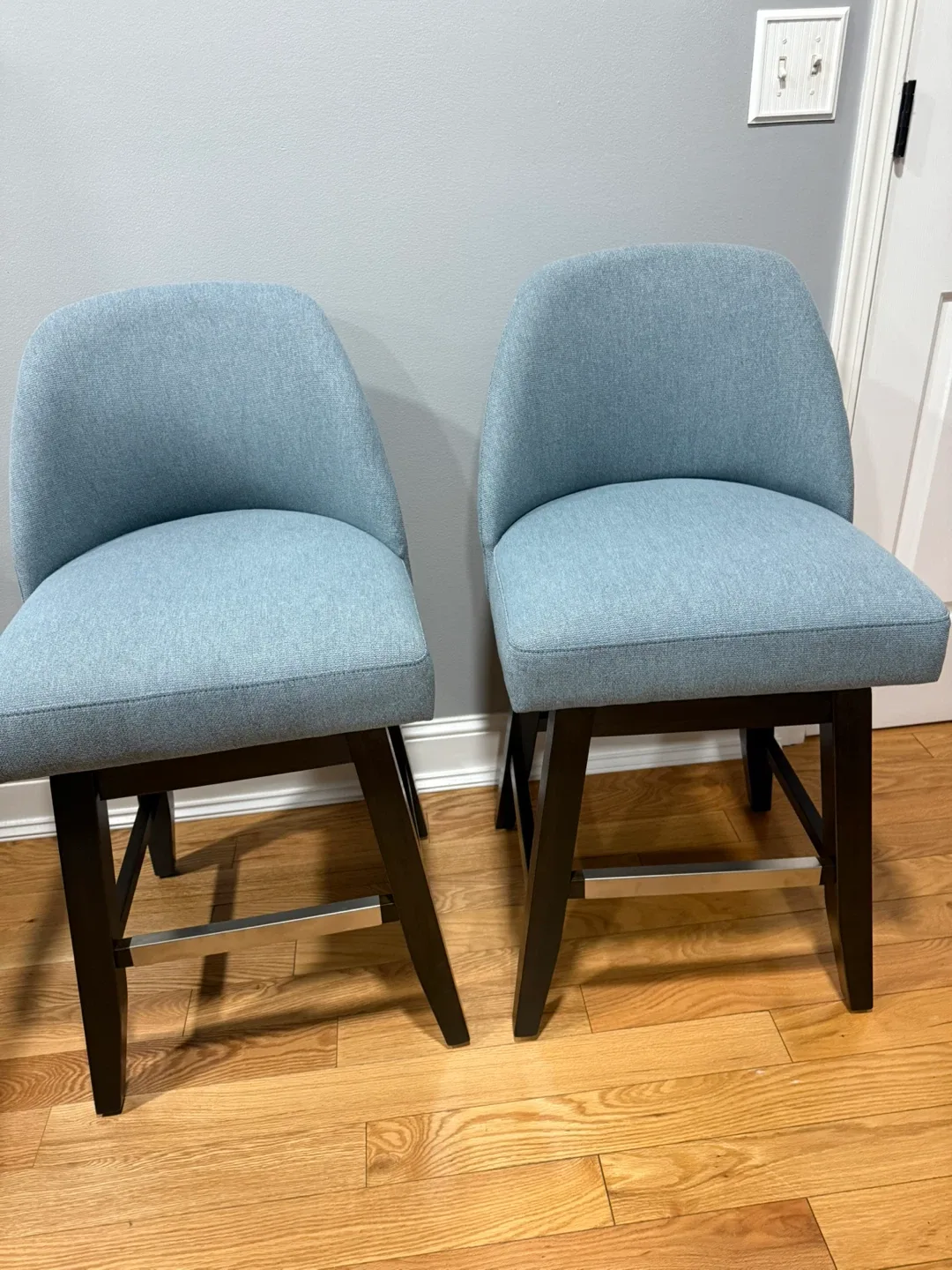 Madison Park Harmony Counter Stool  (Set of 2) image indicator(8)