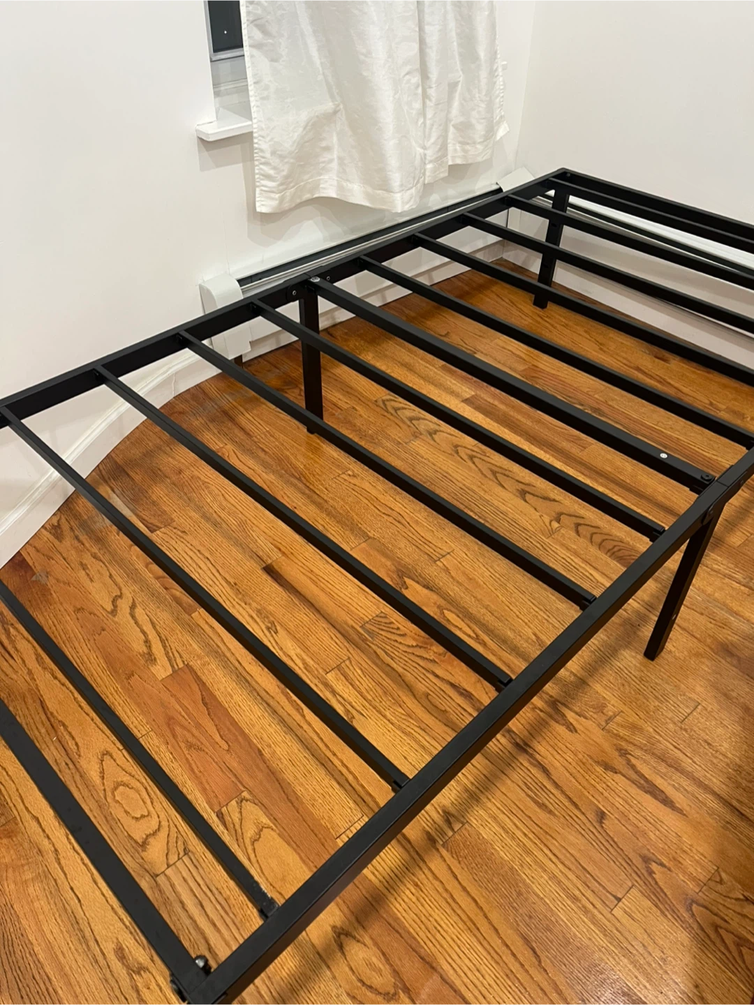 Metal Bed Frame - Black (twin zice)