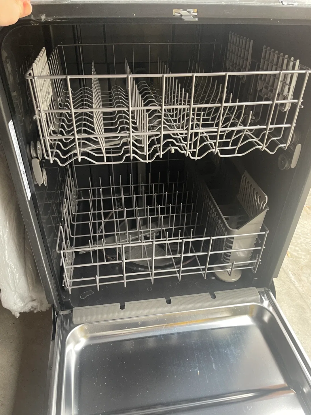 Whirlpool Dishwasher - Stainless Steel Finish🥕 image indicator(5)