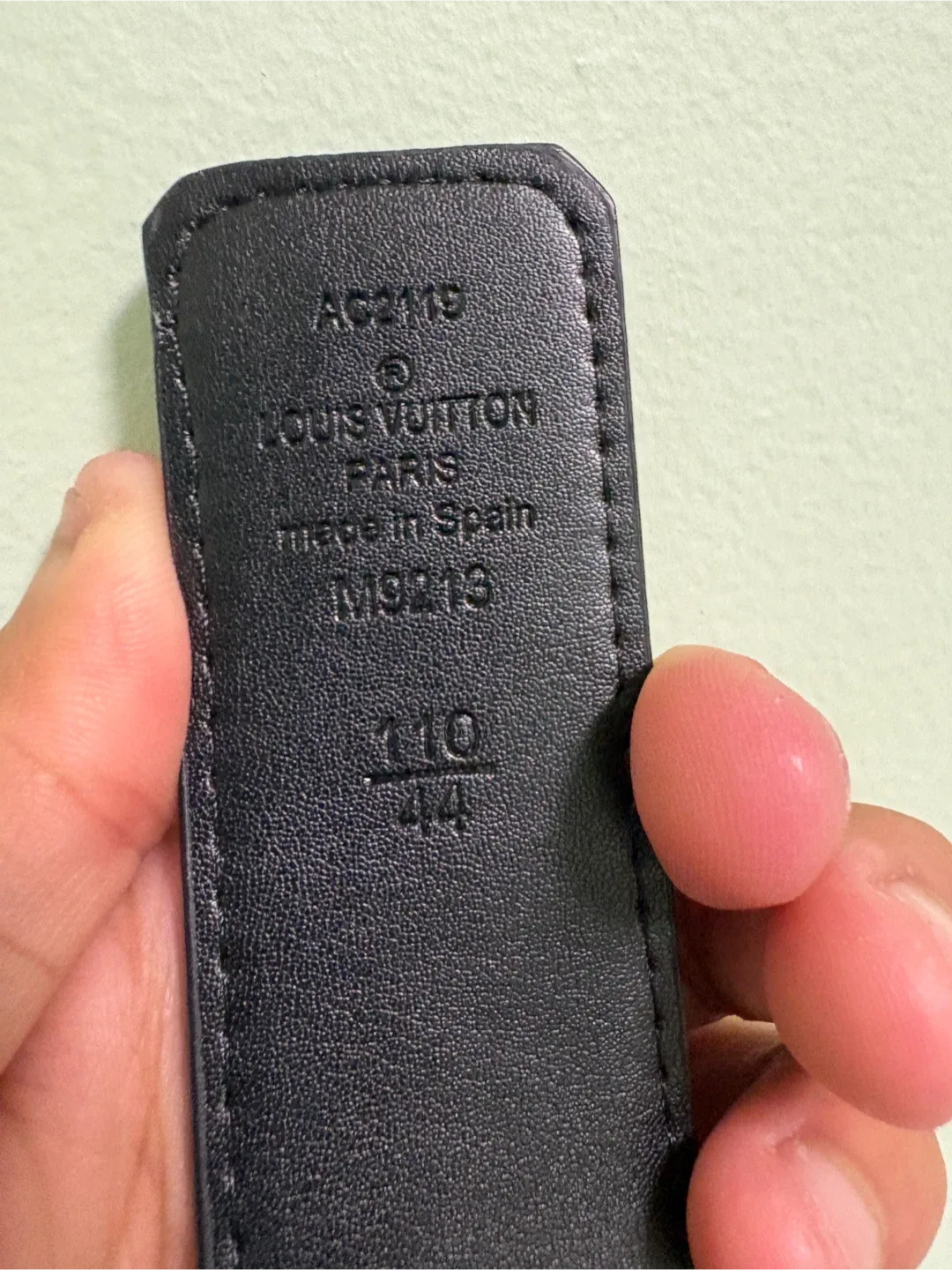 Louis Vuitton Belt - Size 110/44 with Box thumbnail